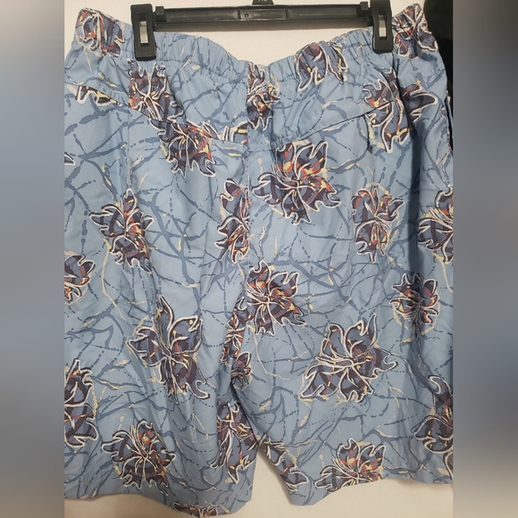 Columbia XCO Mens Blue Printed Shorts XL New with Tags - Picture 3 of 11